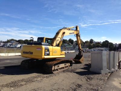 Komatsu 2