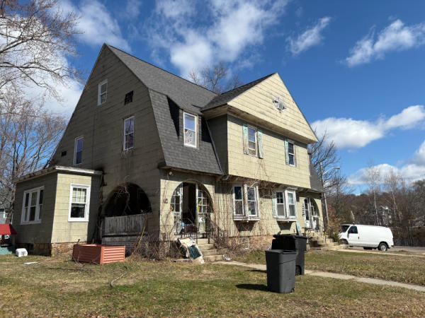 Hopedale, MA - 4 Bedroom Condo